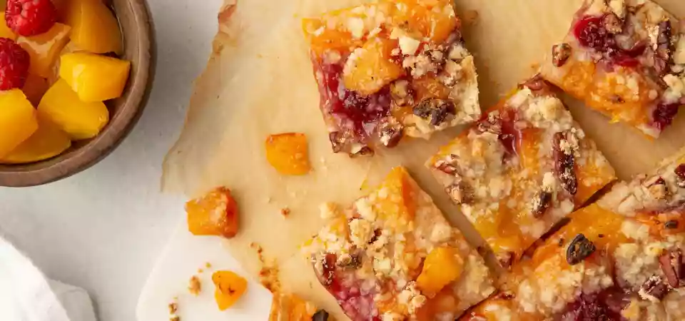 California Cling Peach & Raspberry Shortbread Squares