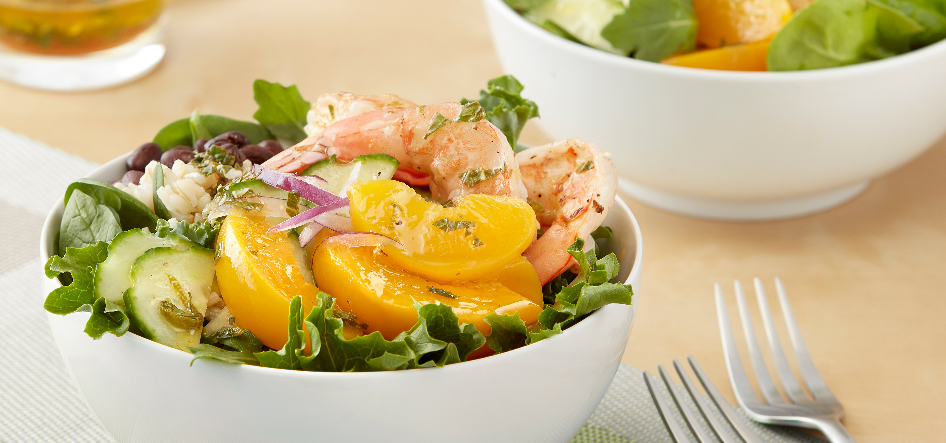 California Cling Peachy Lime Prawn Salad Bowl - California Cling Peaches
